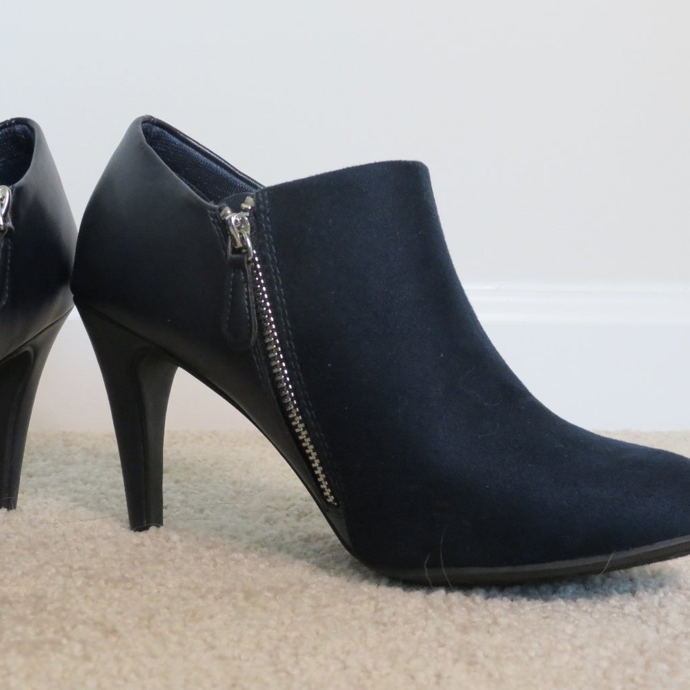 Deflex Comfort Navy Blue Booties